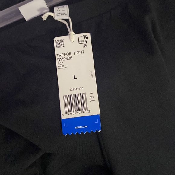 ADIDAS TREFOIL ( bin #3 ) - Picture 3 of 4